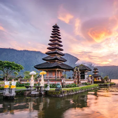 Bali 6D/5N Group Tour with Flights Rs 75000/-
