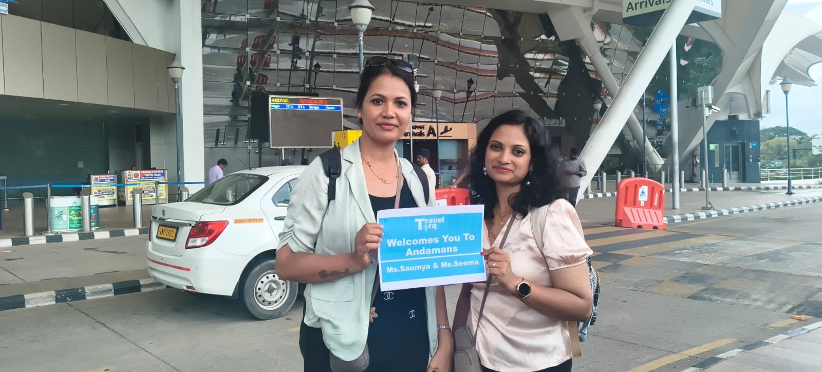 Saumya & Seema 